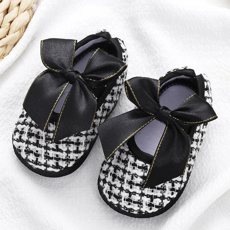 Baby / Newborn Girls Retro Bow Flats